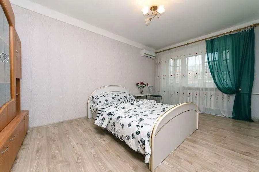 Comfortable One Bad Near Guliver location